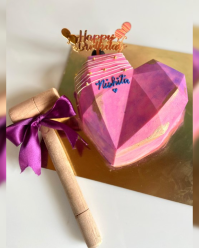 Custom Cake - Pinata