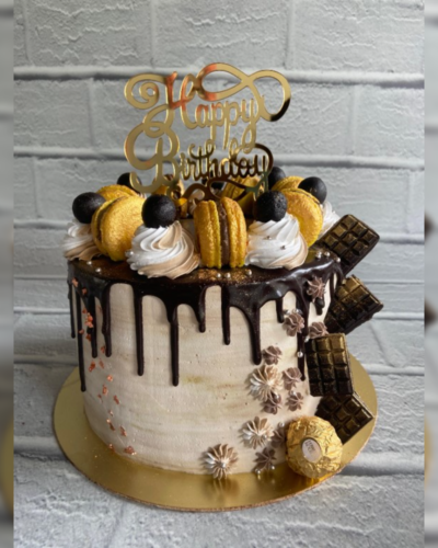 Custom Cake - Loaded Cakes